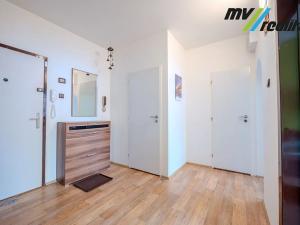 Prodej bytu 3+1, Liberec, Burianova, 74 m2