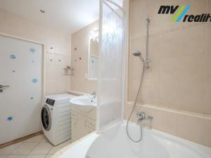 Prodej bytu 3+1, Liberec, Burianova, 74 m2