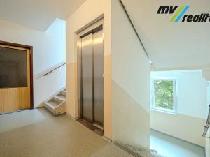Prodej bytu 3+1, Liberec, Burianova, 74 m2