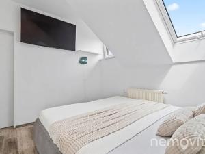 Prodej bytu 2+kk, Nehvizdy, Pražská, 66 m2
