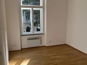 Pronájem bytu 2+kk, Praha - Vinohrady, Budečská, 45 m2