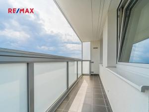 Pronájem bytu 2+kk, Praha - Horní Měcholupy, Milánská, 49 m2