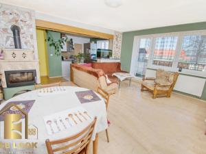 Prodej kanceláře, Jeníkovice, 228 m2