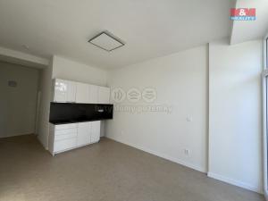 Pronájem bytu 3+kk, Kopřivnice, Komenského, 80 m2
