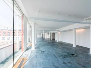 Pronájem kanceláře, Praha - Karlín, Křižíkova, 436 m2