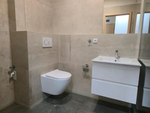 Prodej bytu 2+kk, Praha - Libeň, Nad Okrouhlíkem, 51 m2