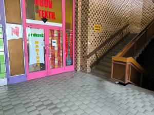Pronájem obchodního prostoru, Ústí nad Labem, Seifertova, 35 m2