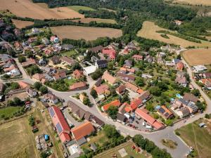 Prodej bytu 6+kk a větší, Praha - Holyně, náměstí Pod lípou, 148 m2
