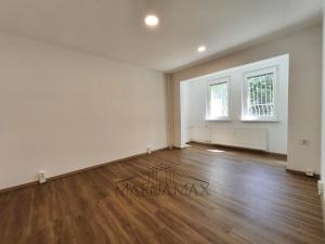 Pronájem bytu 1+1, Chomutov, Blatenská, 35 m2