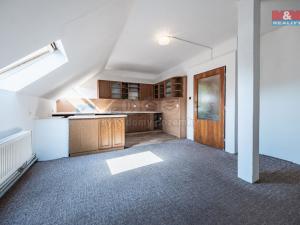 Prodej rodinného domu, Velim - Vítězov, 450 m2