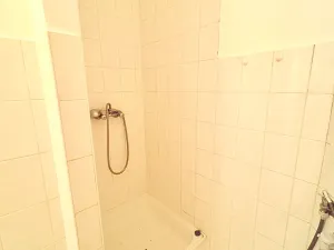 Pronájem bytu 1+kk, Praha - Holešovice, Schnirchova, 20 m2
