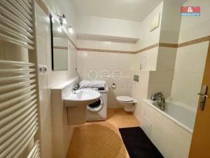Pronájem bytu 1+kk, Hradec Králové - Nový Hradec Králové, Rybova, 39 m2