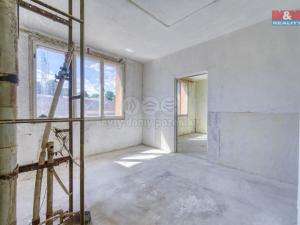 Prodej bytu 3+1, Lesná, 69 m2
