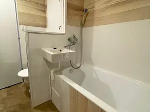 Pronájem bytu 3+1, Chomutov, Jirkovská, 79 m2