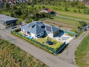 Prodej rodinného domu, Babice, 262 m2