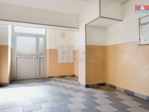 Prodej bytu 2+1, Chomutov, Skalková, 51 m2