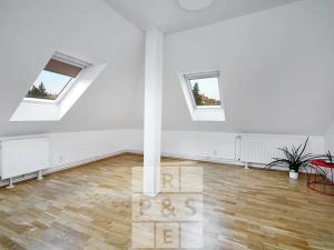 Pronájem bytu 1+kk, Praha - Dejvice, Komornická, 25 m2