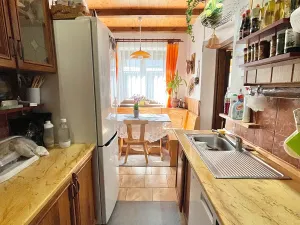 Prodej rodinného domu, Sezemice, 200 m2