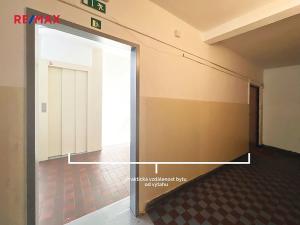 Pronájem bytu 2+kk, Praha - Hostivař, plukovníka Mráze, 40 m2