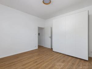 Pronájem bytu 2+kk, Praha - Strašnice, Petrovická, 46 m2