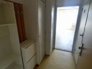 Pronájem bytu 1+kk, Praha - Modřany, Platónova, 29 m2