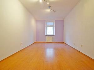 Pronájem bytu 1+1, Praha - Žižkov, Rokycanova, 30 m2