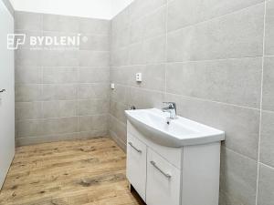Pronájem bytu 2+kk, Teplice, Benešovo náměstí, 45 m2