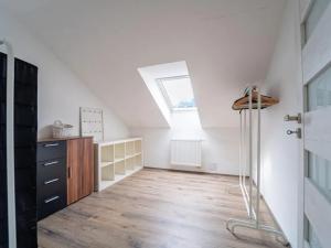Pronájem bytu 4+kk, Veletov, 80 m2