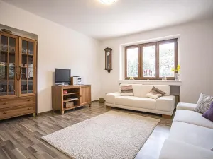 Pronájem bytu 2+1, Tuchoměřice, Pod Lesem, 80 m2