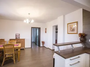 Pronájem bytu 2+1, Tuchoměřice, Pod Lesem, 80 m2