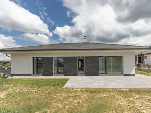 Prodej rodinného domu, Mukařov, 125 m2