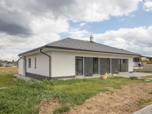 Prodej rodinného domu, Mukařov, 125 m2
