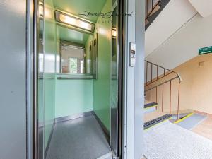 Pronájem pokoje, Olomouc, Karafiátová, 52 m2