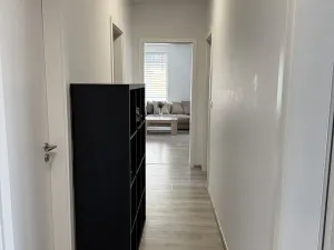 Pronájem bytu 3+kk, Praha - Malešice, Nad úžlabinou, 61 m2