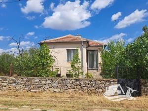 Prodej rodinného domu, Karnobat, Bulharsko, 110 m2