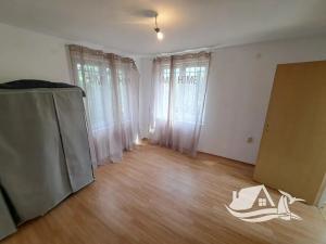 Prodej rodinného domu, Karnobat, Bulharsko, 110 m2