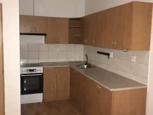Pronájem bytu 1+kk, Praha - Vysočany, Klečákova, 25 m2