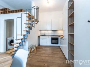 Pronájem bytu 1+kk, Praha - Košíře, Plzeňská, 37 m2