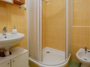 Pronájem bytu 1+kk, Poděbrady, Kozinova, 33 m2