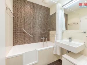 Pronájem bytu 2+kk, Praha - Hlubočepy, Geologická, 41 m2