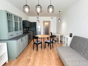 Pronájem bytu 1+kk, Praha, Kolbenova, 38 m2