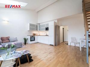 Pronájem bytu 2+kk, Brno, bratří Sapáků, 55 m2
