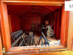 Prodej rodinného domu, Hrabyně, 184 m2