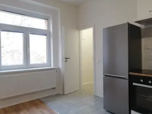 Pronájem bytu 3+kk, Praha - Břevnov, Bělohorská, 57 m2