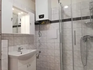 Pronájem bytu 3+kk, Praha - Břevnov, Bělohorská, 57 m2