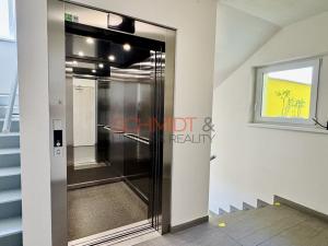 Pronájem bytu 1+kk, Hustopeče, Husova, 37 m2