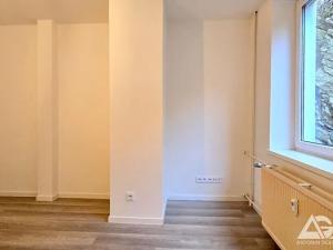 Pronájem bytu 3+kk, Praha - Hlubočepy, Pod Žvahovem, 97 m2