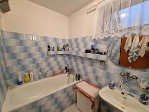 Prodej rodinného domu, Brloh, 162 m2
