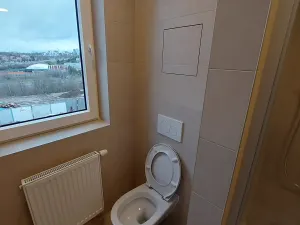 Pronájem bytu 1+kk, Praha - Černý Most, Dobrovolného, 39 m2