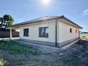Prodej rodinného domu, Dašice, Za Barevnou, 120 m2